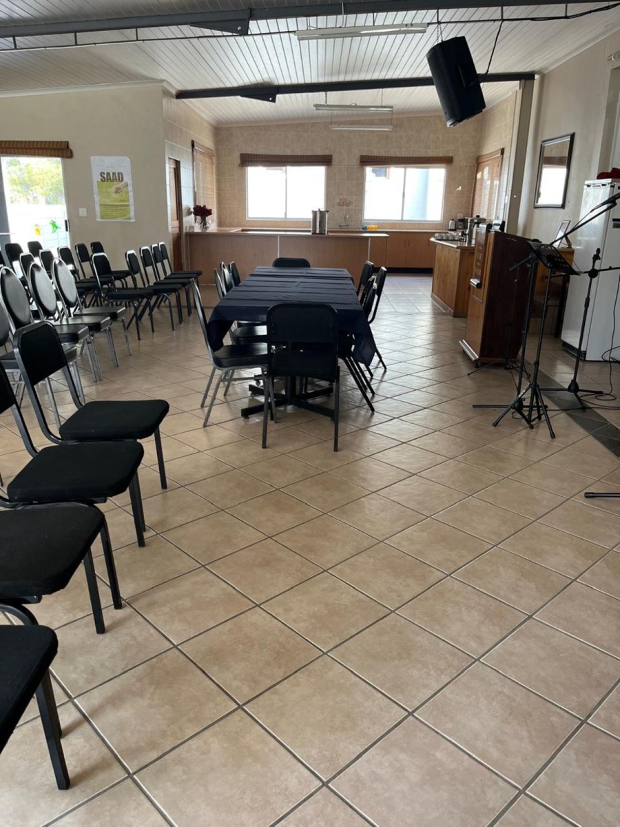 4 Bedroom Property for Sale in Calvinia Northern Cape